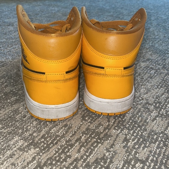 🔥HostPick🔥Air Jordan 🔥🔥 - Picture 4 of 5